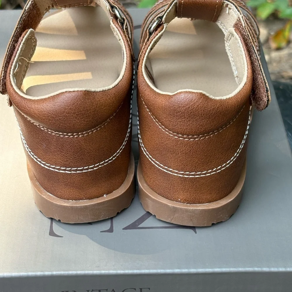 Crown Vintage Brown Gladiator Sandals. Size 11 Toddler. NWT